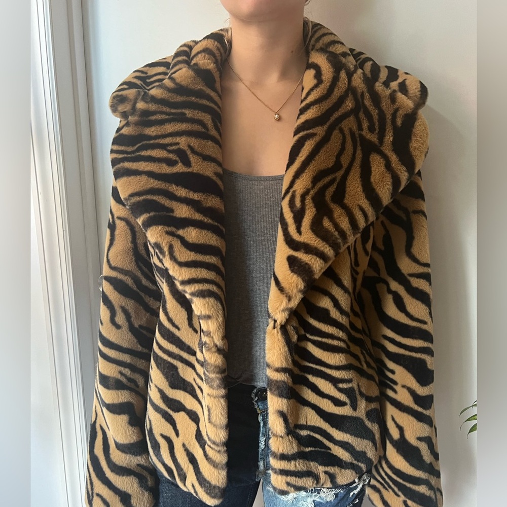 Super stylish faux fur Zebra animal print jacket with huge collar by Sanctuary